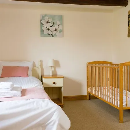 Degembris Hotel 4*