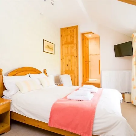 Degembris 4* St Newlyn East