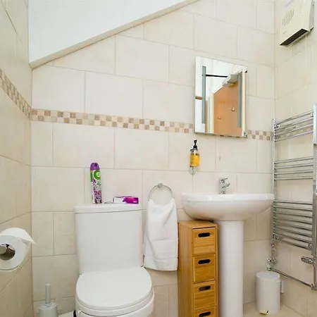 Hotel Degembris 4*